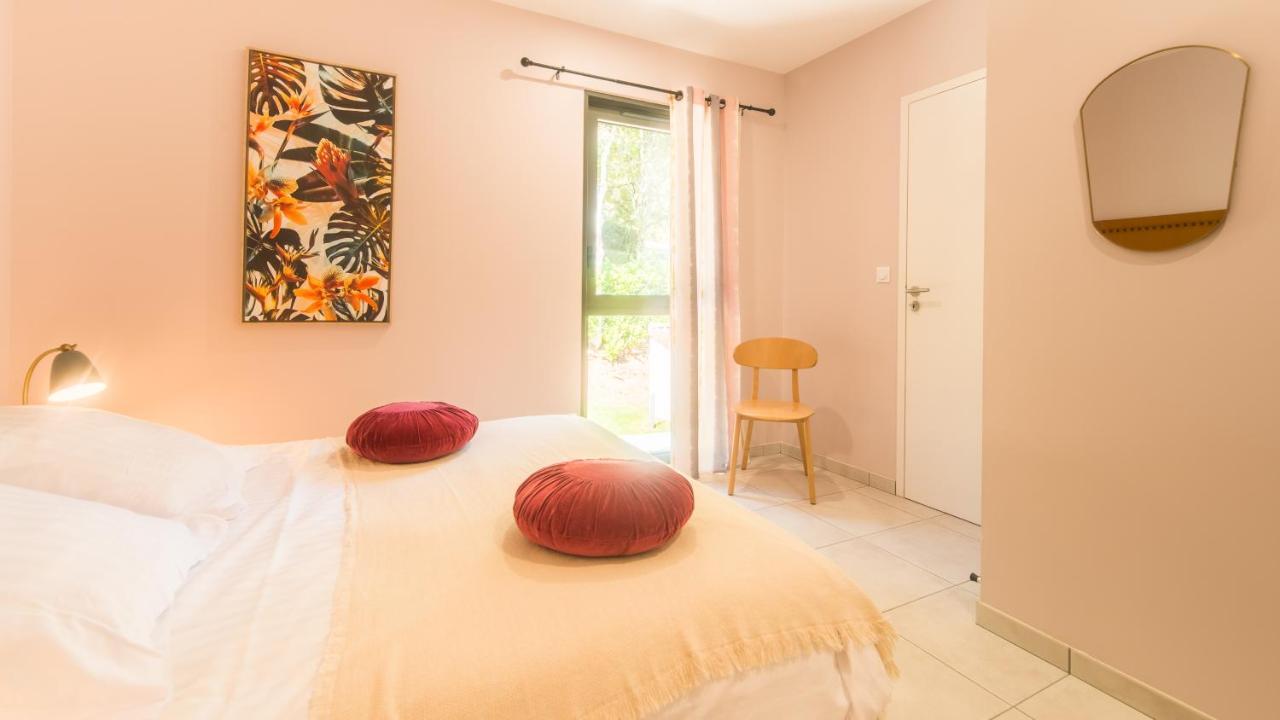 "Le Soleil Levant" Avec Balcon Et Parking Prive, 2 Adultes Et 1 Enfant Sarlat-la-Caneda Exterior photo